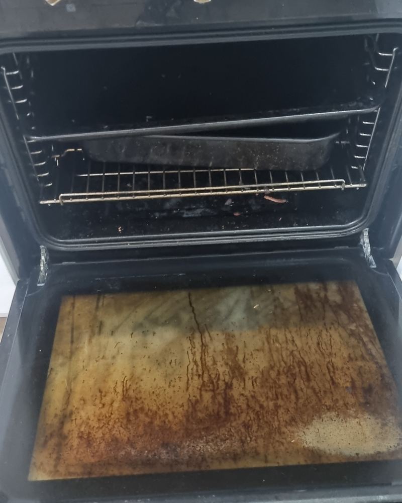 Oven before cleaning